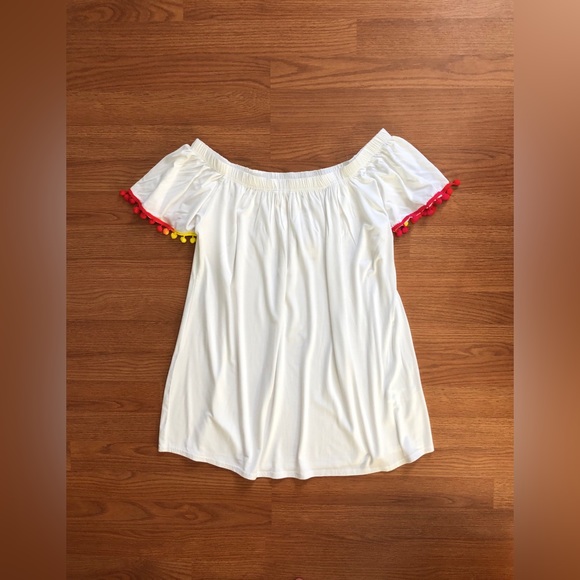 New White Beach Coverup - Picture 2 of 3